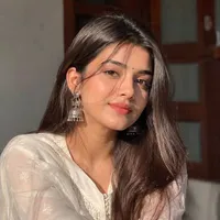 Rashi Sharma ( FL BFF)