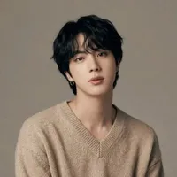 kim seokjin/tae mom