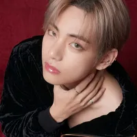 Kim Taehyung /Omega/MC