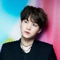 Suga(kakak lisa)