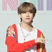 Taehyung (taetae)