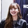 Lisa(เจ้าแม่การแต่งตัว+เจ้าแม่การต่อย)