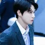 pak doyoung (wali kelas)