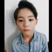 kim lucas kecil