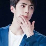 LEE Jong Suk
