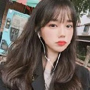 Yu-Jin ( amiga de Ângela)