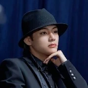 Taehyung/V