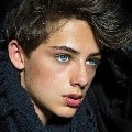 victor hermano7