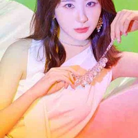 Lee Chaeyeon 