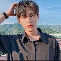 บอล(พี่คนที่1ของนางเอก)