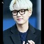 min yoongi  ( ou suga professor e mafio)