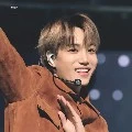 KAI (sekertaris di London+kk angkat)