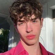 Breno ( amigo dos meninos)