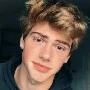 Daniel ( irmão mais novo da Jeny)