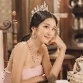 วิเวียน(แม่ของไอริส)