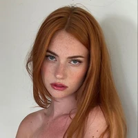 Elena Franco (Mejor amiga de Miriam)