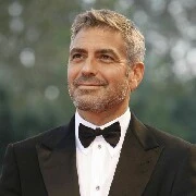 Rodrigo(asistente de Yomaira)