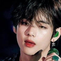 V/Kim Taehyung