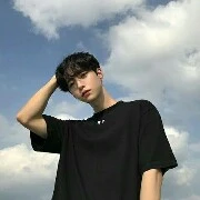 สกาย(เพื่อนกลุ่มเดียวกับนางเอก)