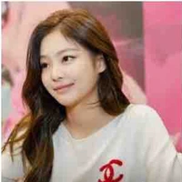 JENNIE