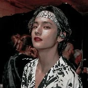 kim TAEHYUNG