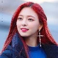 yuna (itzy)