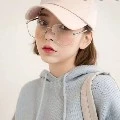เมษา น้องมายา