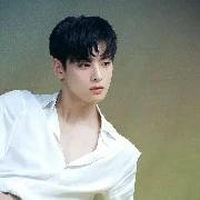 Eunwoo / W
