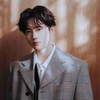 Suho Yuna Dad