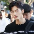 Mark(kakak angkat Samuel)