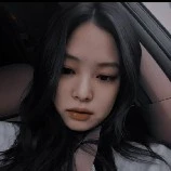 𝐽𝑒𝑛𝑛𝑖𝑒 𝑚𝑎𝑛𝑜𝑏𝑎𝑛