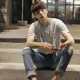ยูโร (เพื่อนพระเอก)