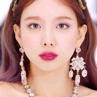 Nayeon 