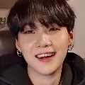 YOONGI (kk 3 lisa)