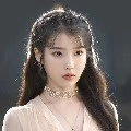 คริสต์ต้า(แม่นางเอก)