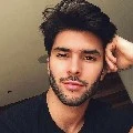 Felipe Müller/ melhor amigo da Alice