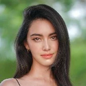 Lucy Swift
