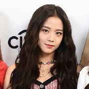 JISOO SMITH