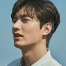 พ่อ(นางเอก)