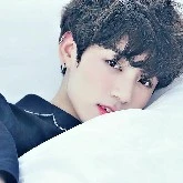 Jungkook (kookie)