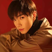 โน่💓(เพื่อนนายเอก)