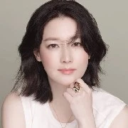 จูน(แม่นางเอก/ดีไซเนอร์ชื่อดัง)