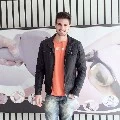 César