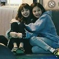 jennie/Lisa