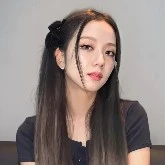 karina(ibu ananda)