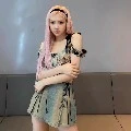 Rose  Alexander(anak ke9)