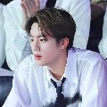 จิน(พี่ไหญ่ทั่ง3หนุ่ม)