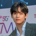 V/Taehyung Agatha