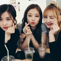 JenLiChae