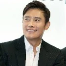 Lee Byung-hum (Pai da Yura)